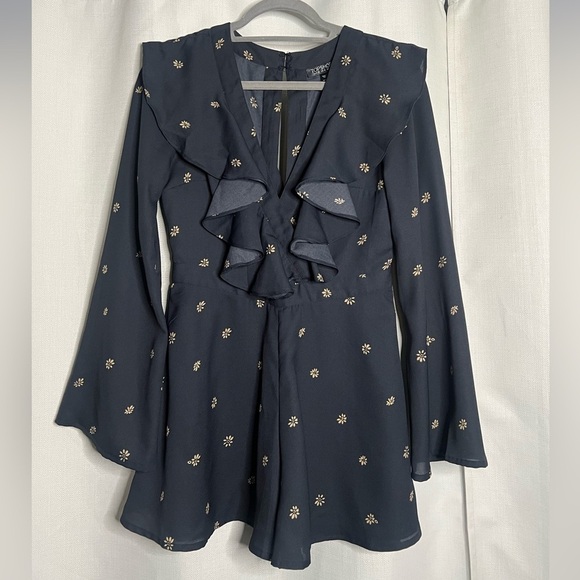 Topshop Navy Blue and Cream Floral Ruffle Long Sleeve Romper 6 - Picture 2 of 11